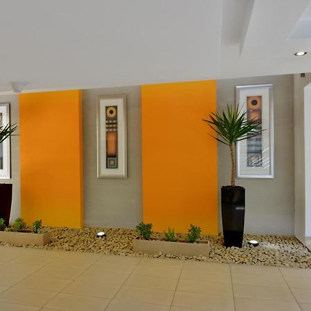 City Lodge Hotel Johannesburg Airport, Barbara Road Kempton Park Exteriör bild