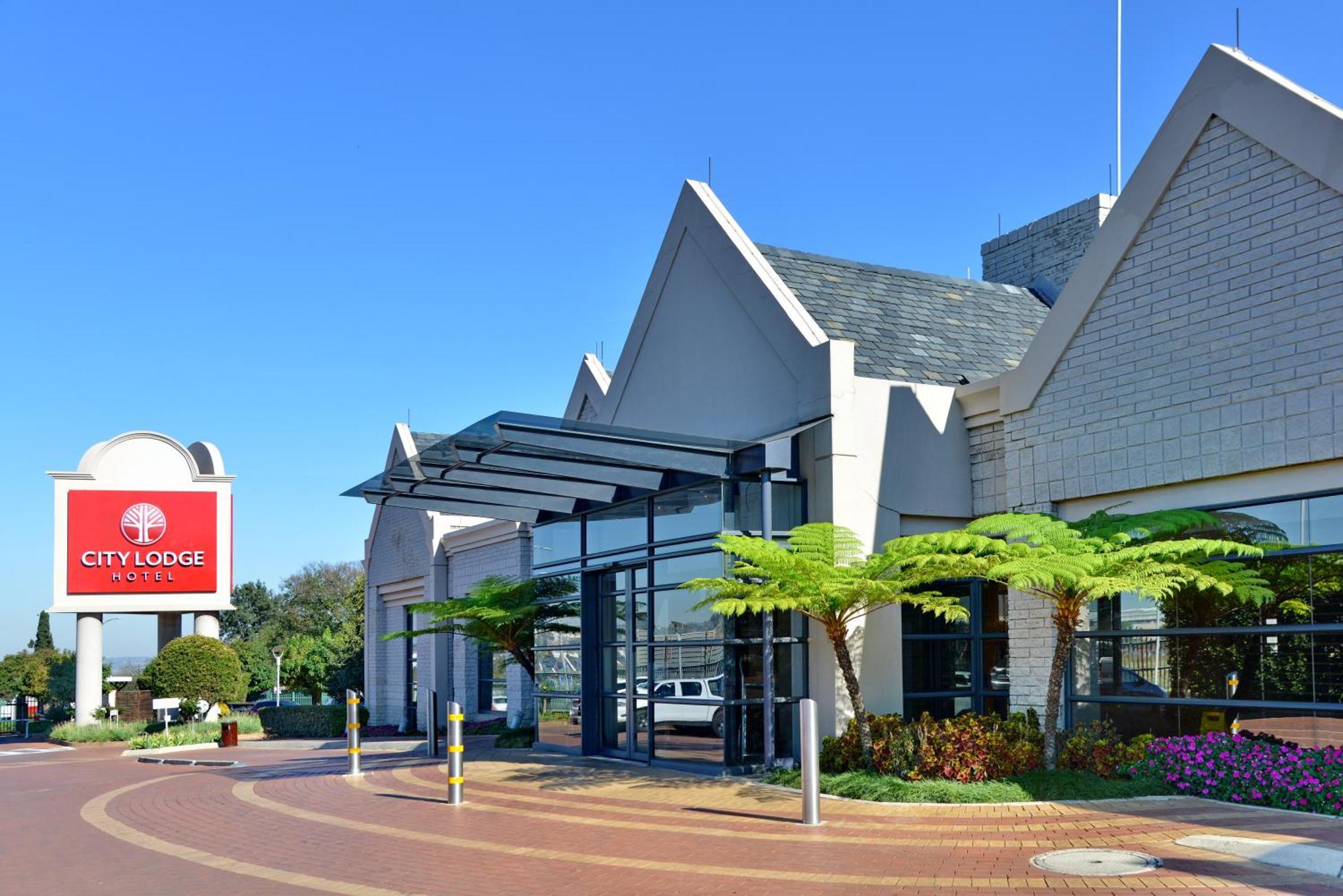 City Lodge Hotel Johannesburg Airport, Barbara Road Kempton Park Exteriör bild