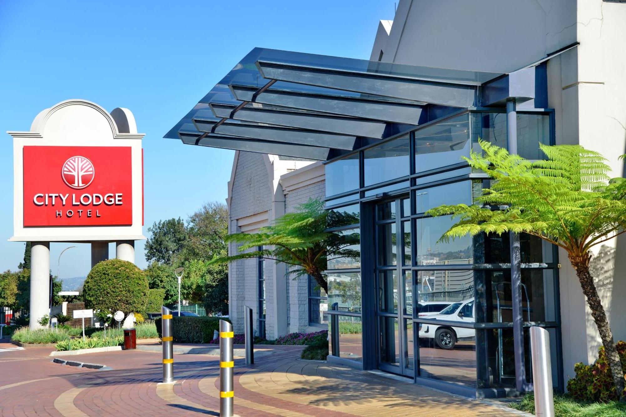 City Lodge Hotel Johannesburg Airport, Barbara Road Kempton Park Exteriör bild